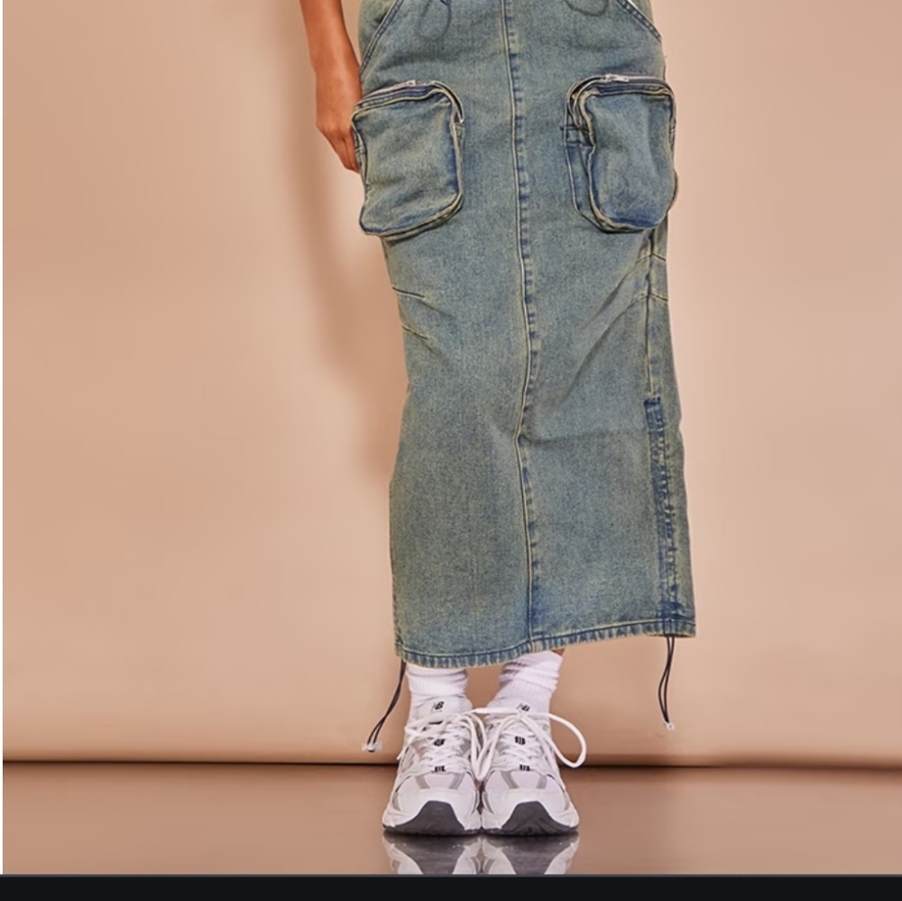 Pretty Little Thing size 10 acid wash denim cargo long skirt